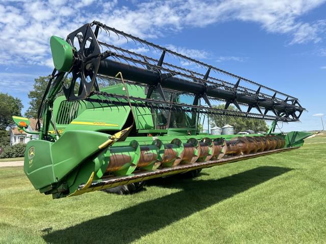 Image of John Deere 635F equipment image 2