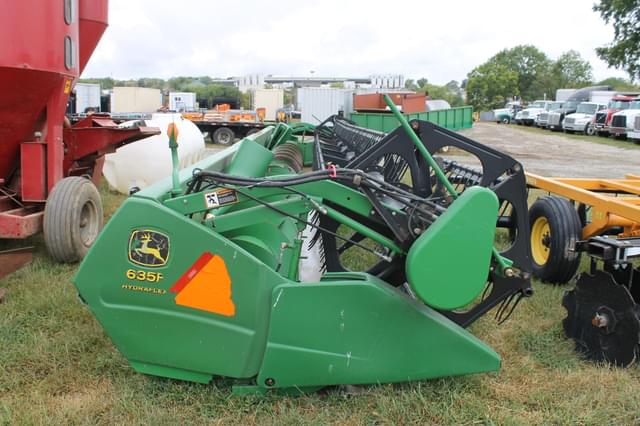 Image of John Deere 635F equipment image 1