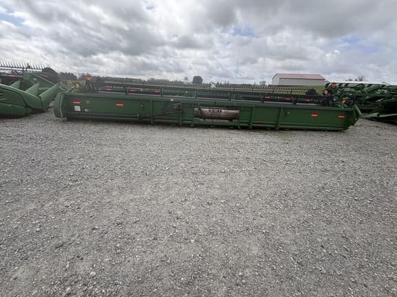 Image of John Deere 635F equipment image 1