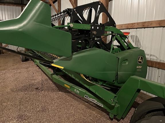 Image of John Deere 635F equipment image 1