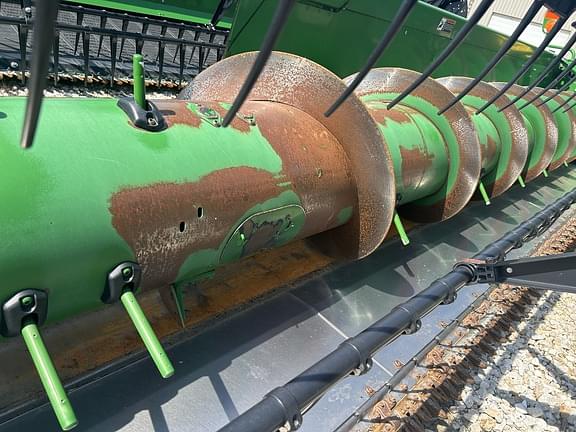 Image of John Deere 635F equipment image 3