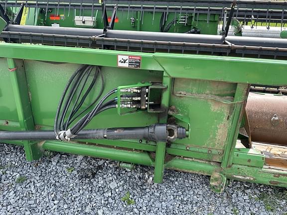 Image of John Deere 635F equipment image 3