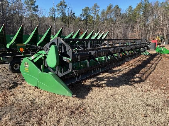 Image of John Deere 635F Image 0