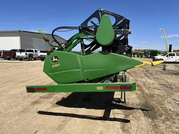 Main image John Deere 635F