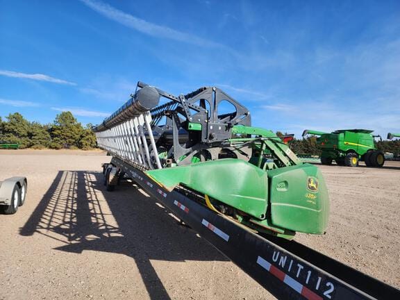 Main image John Deere 635F