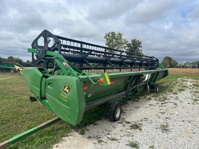 Image of John Deere 635F equipment image 2