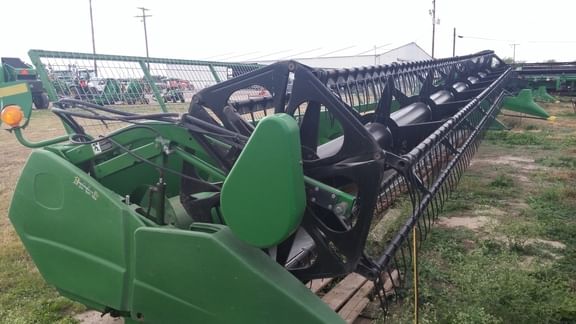 Main image John Deere 635F