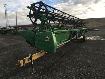 Main image John Deere 635F