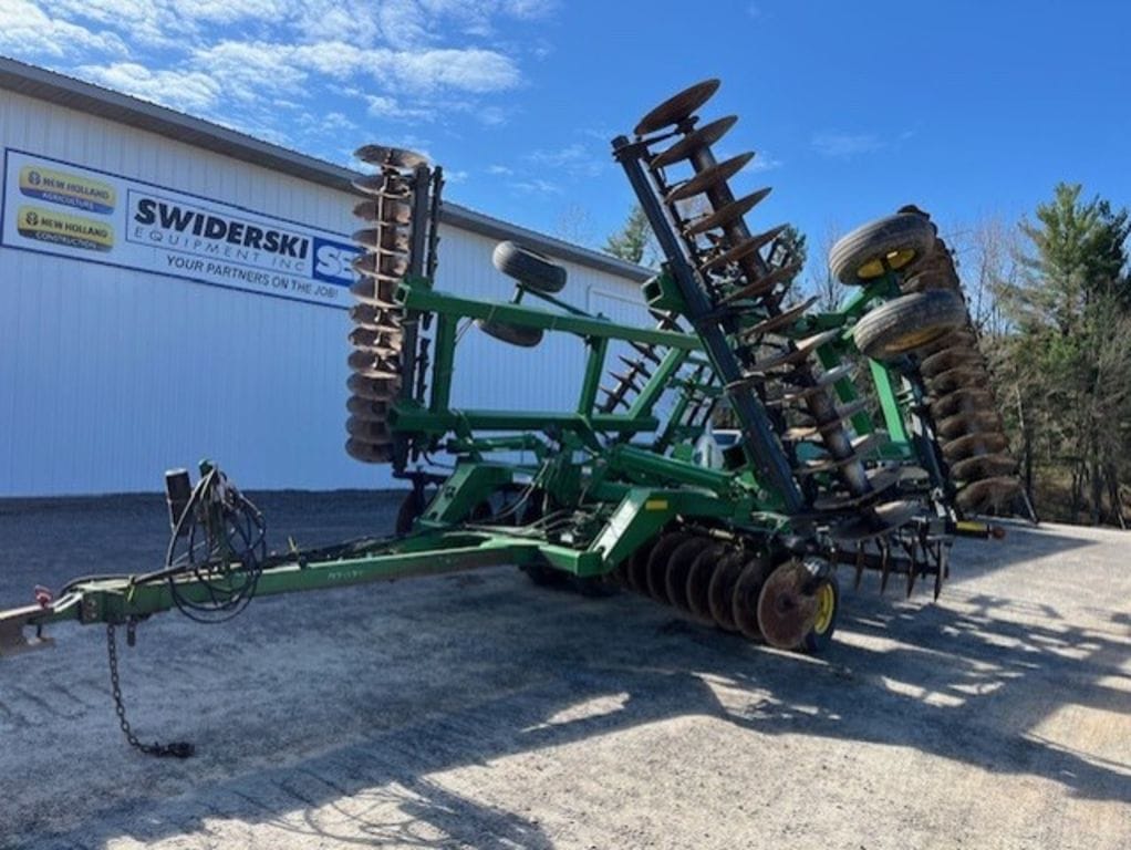 2007 John Deere 637 Equipment Image0