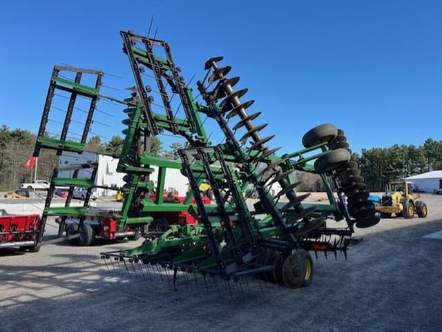 Image of John Deere 637 equipment image 3