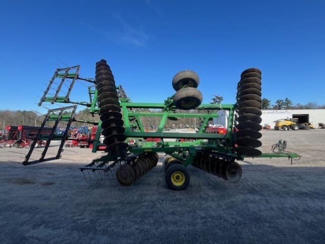Image of John Deere 637 equipment image 4