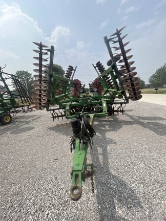 2007 John Deere 637 Equipment Image0