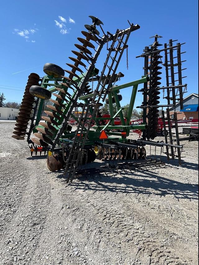 Image of John Deere 637 equipment image 3