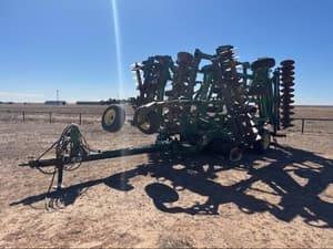 2007 John Deere 637 Image