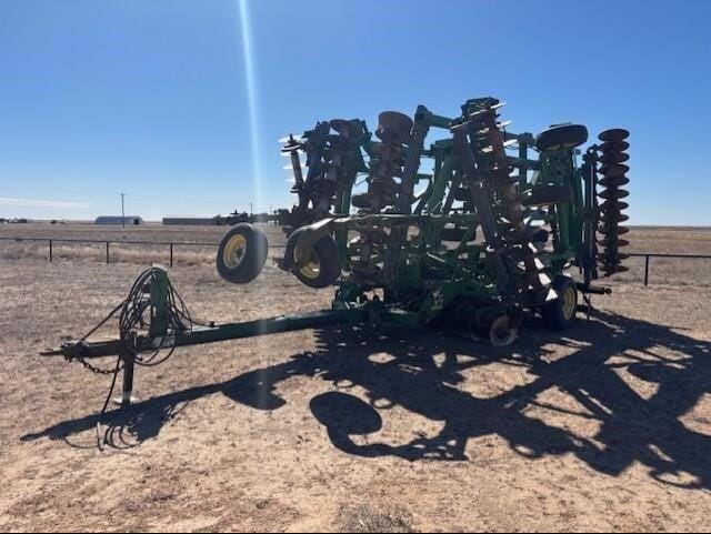 2007 John Deere 637 Equipment Image0