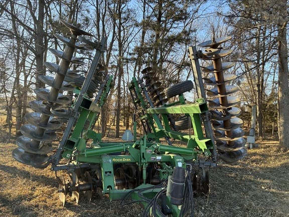 2007 John Deere 637 Equipment Image0
