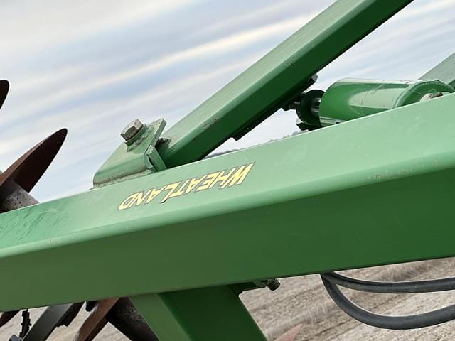 Image of John Deere 637 equipment image 4