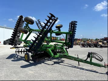 Main image John Deere 637