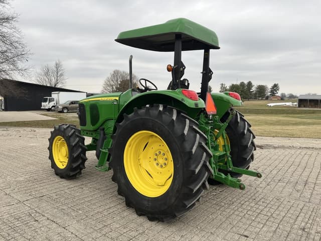 Image of John Deere 6415 equipment image 3