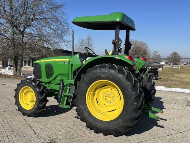 Image of John Deere 6415 equipment image 3