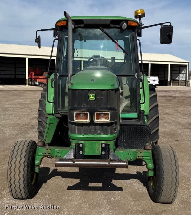 Image of John Deere 6415 equipment image 1