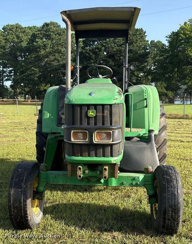 Image of John Deere 6415 equipment image 1