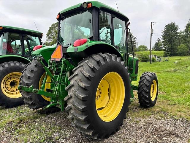 Image of John Deere 6415 equipment image 3