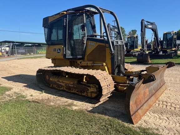 Image of John Deere 650J equipment image 1