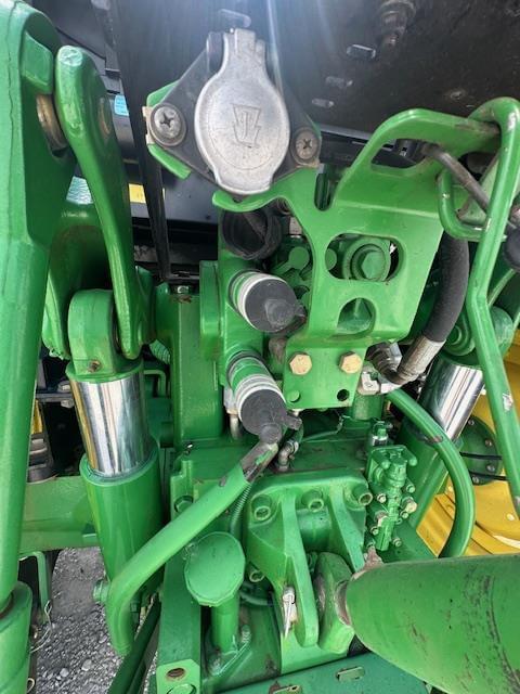 Image of John Deere 6615 equipment image 4
