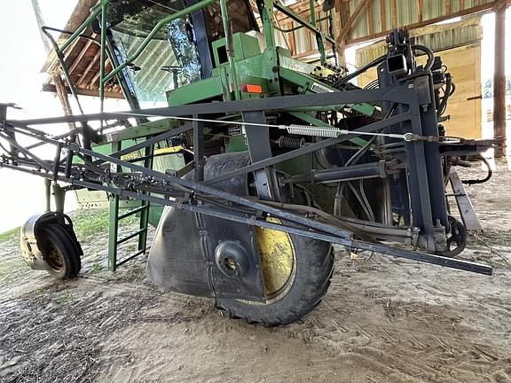 Image of John Deere 6700 equipment image 3