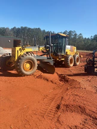 Main image John Deere 672D