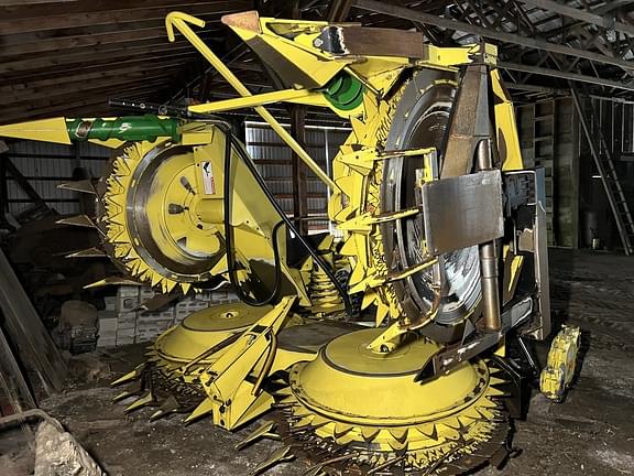 Image of John Deere 678 equipment image 2