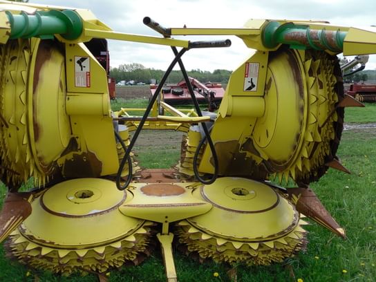 Main image John Deere 678