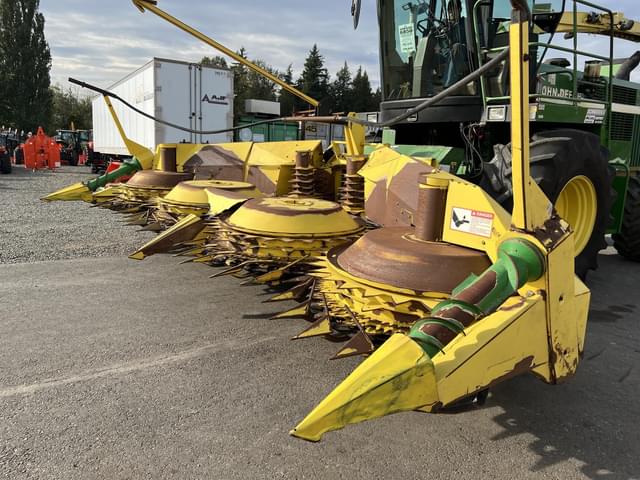 Image of John Deere 678 equipment image 2