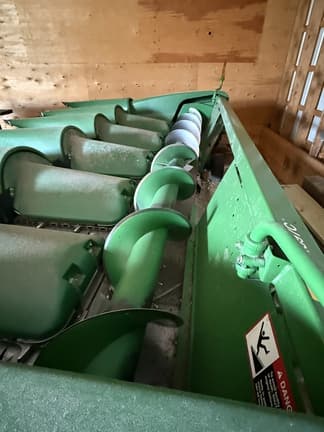 Image of John Deere 693 equipment image 1