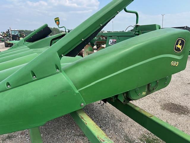 Image of John Deere 693 equipment image 3
