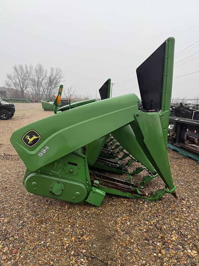 Image of John Deere 694 equipment image 3