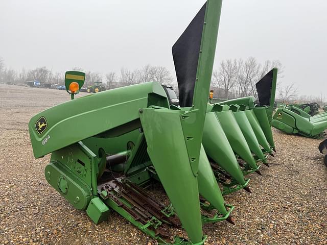 Image of John Deere 694 equipment image 1