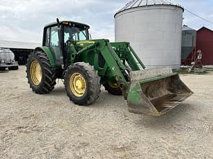 Main image John Deere 7220 0