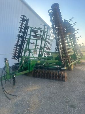 2007 John Deere 726 Image