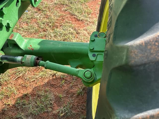 Image of John Deere 7320 equipment image 3