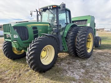 Main image John Deere 7330