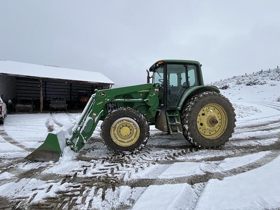 Image of John Deere 7420 equipment image 1