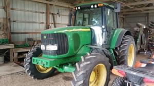 2007 John Deere 7420 Image