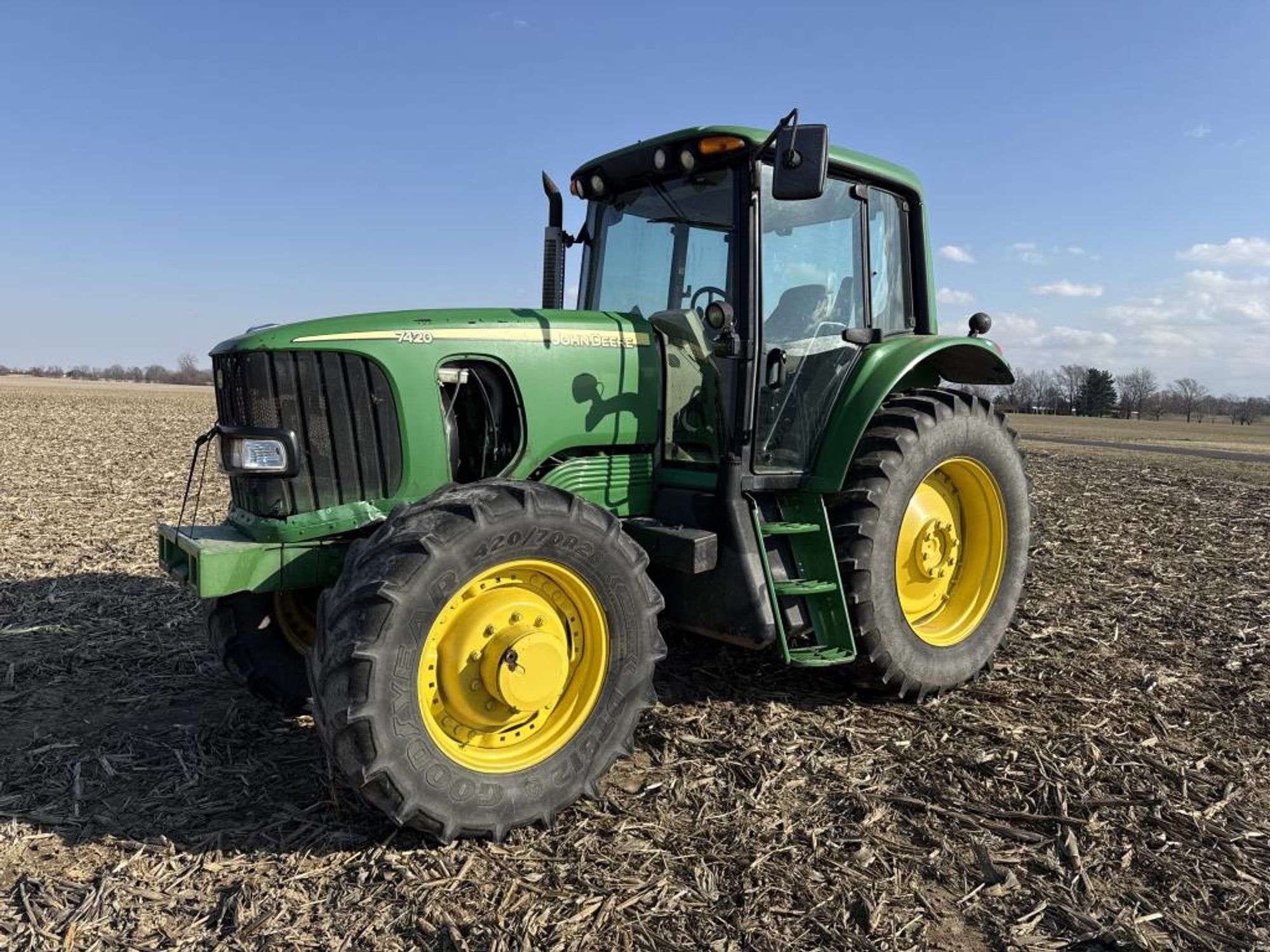 2007 John Deere 7420 Equipment Image0