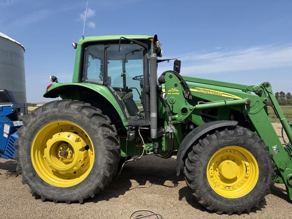 Image of John Deere 7430 Premium Primary image