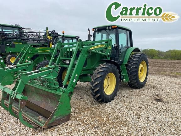 Image of John Deere 7520 Primary image