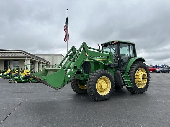 Image of John Deere 7520 Primary image