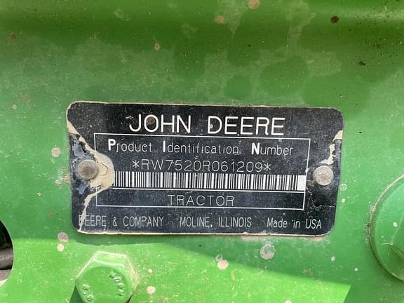 Image of John Deere 7520 equipment image 3