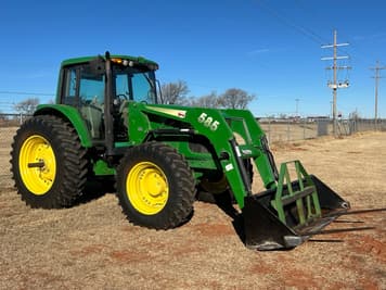 Main image John Deere 7520